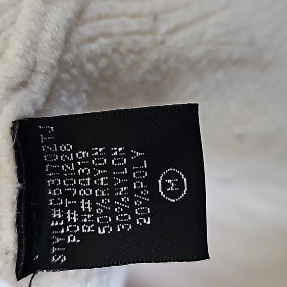 Cyrus Preppy Basket Weave Neutral sweater medium - Picture 6 of 7